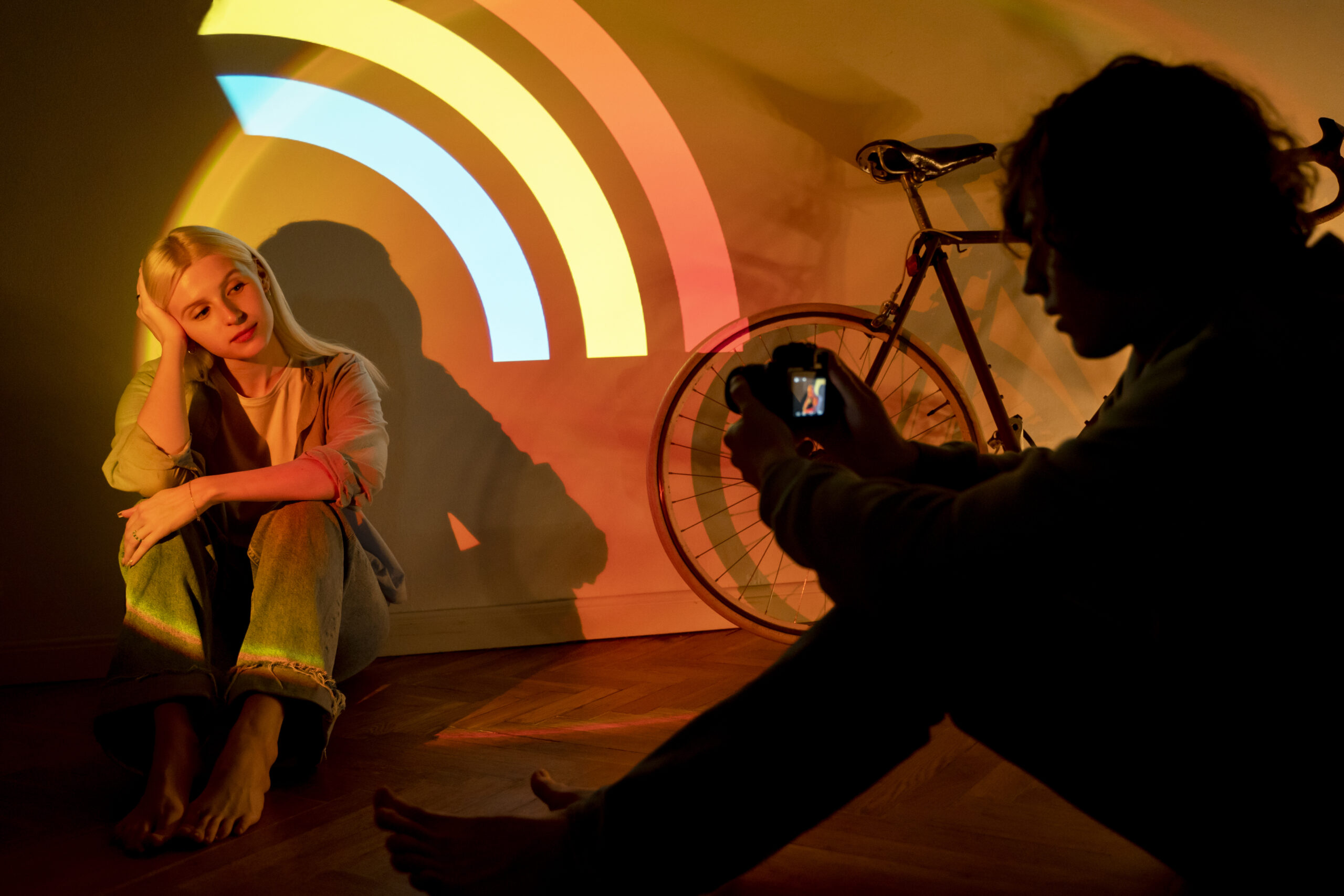 Kenapa Warna dalam Film Bisa Pengaruhi Mood Penonton? Kenapa Warna dalam Film Bisa Pengaruhi Mood Penonton?