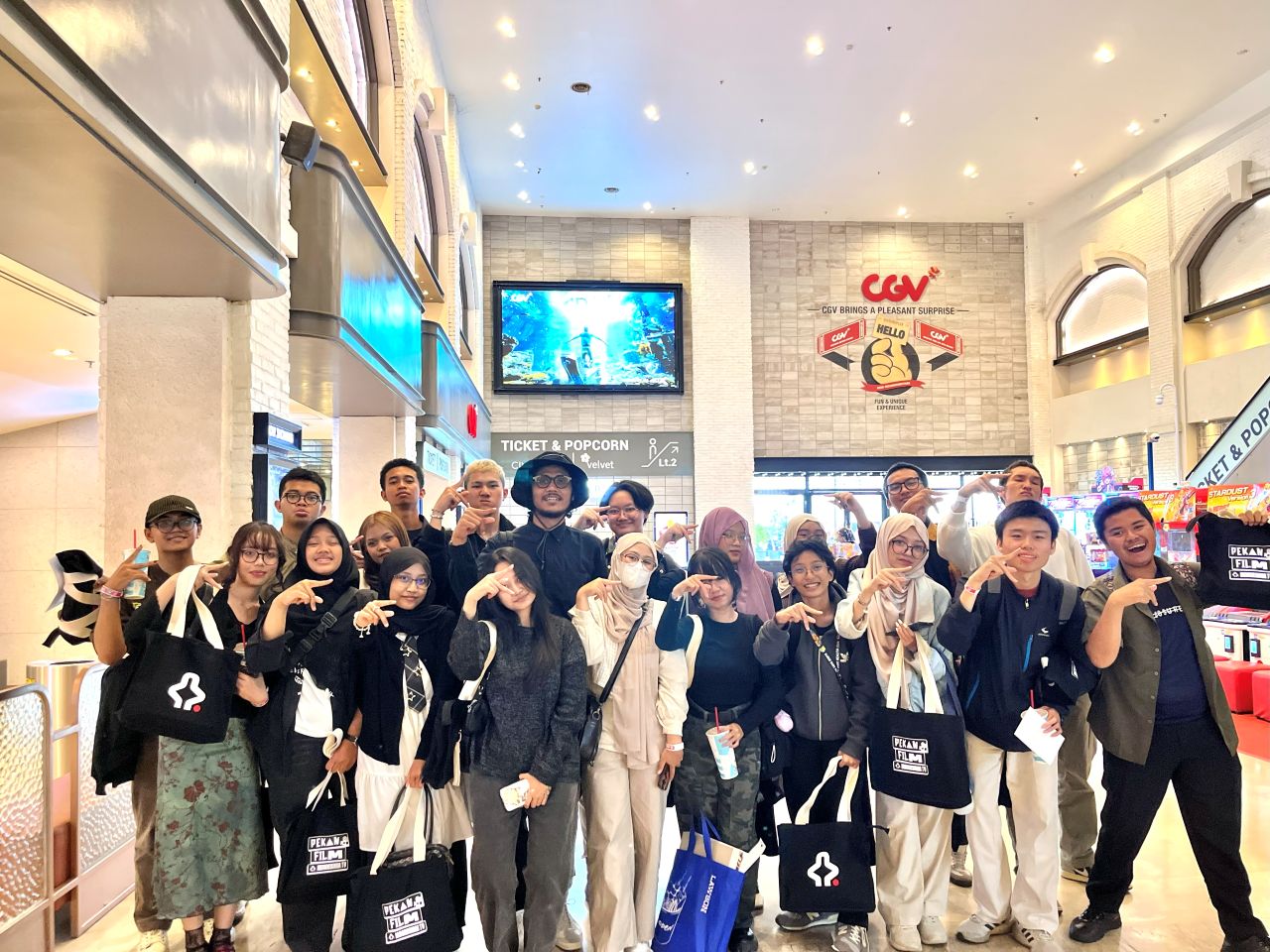 Mahasiswa Film & Animasi Telkom University Hadiri Pekan Film Indonesiana.TV Mahasiswa Film & Animasi Telkom University Hadiri Pekan Film Indonesiana.TV