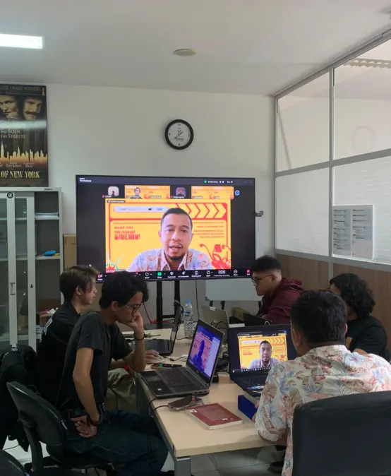 Five Days Workshop: “Yuk Belajar Sinema!” PENDAMPINGAN PENULISAN NASKAH FILM PENDEK BAGI SISWA SMA/SMK DI BANDUNG