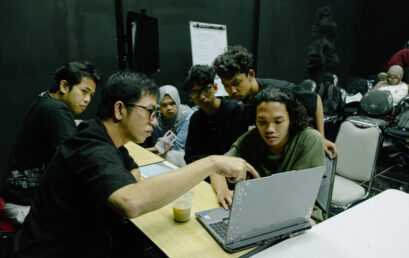 Day 2 ACTOUR Jadi Ruang Asistensi, Pitching, dan Apresiasi Karya Mahasiswa Lighting Technique